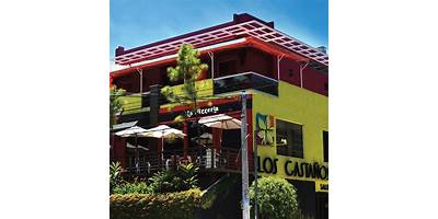 Los Castaños